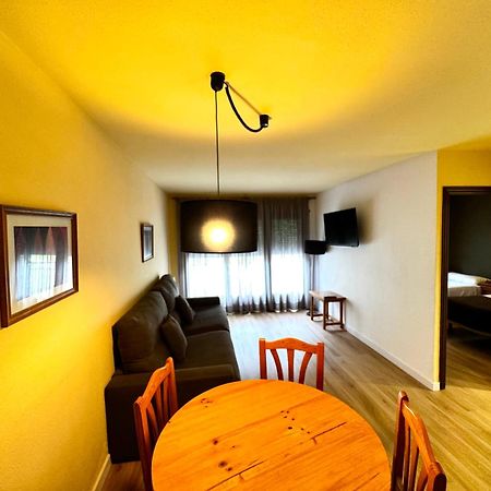 Apartamentos Turisticos Poblado Arinsal Eksteriør bilde
