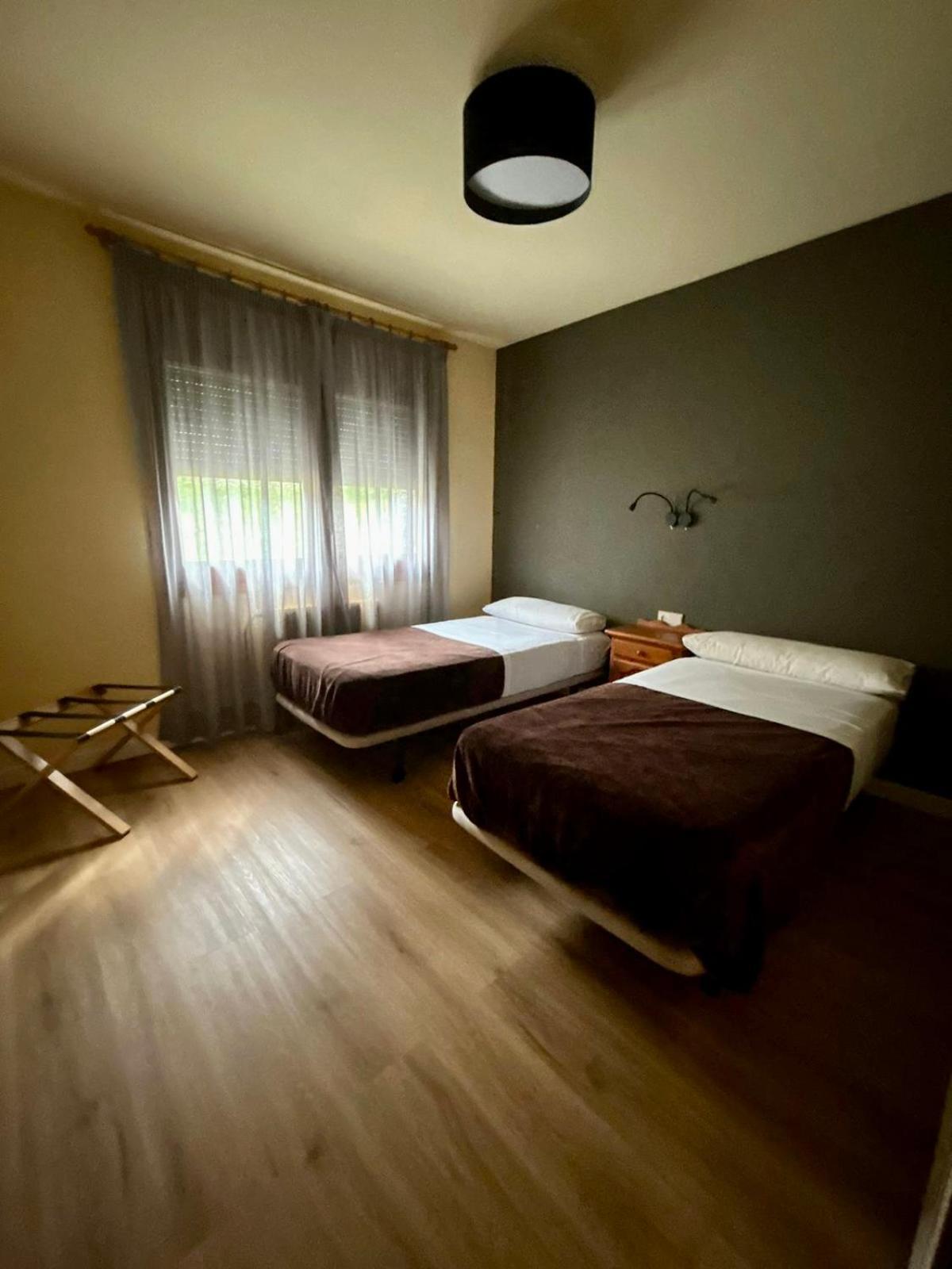 Apartamentos Turisticos Poblado Arinsal Eksteriør bilde